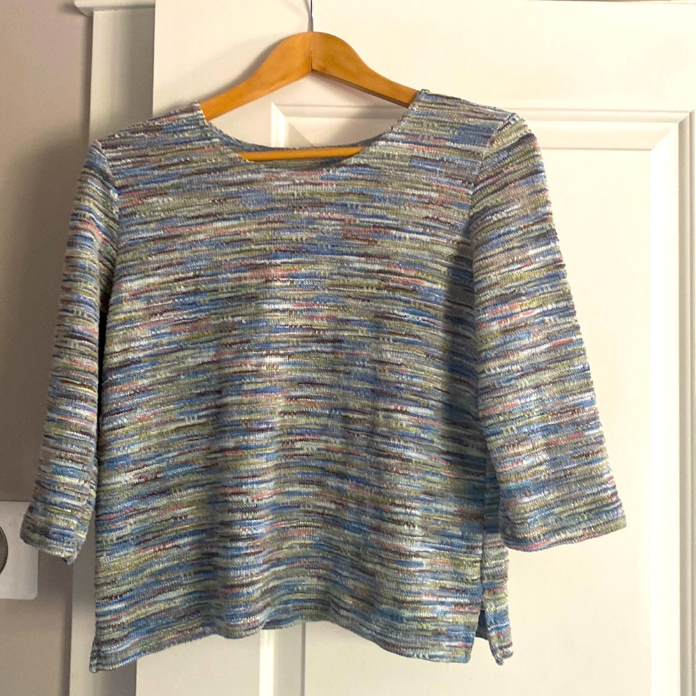 This colorful capri top is perfect for spring